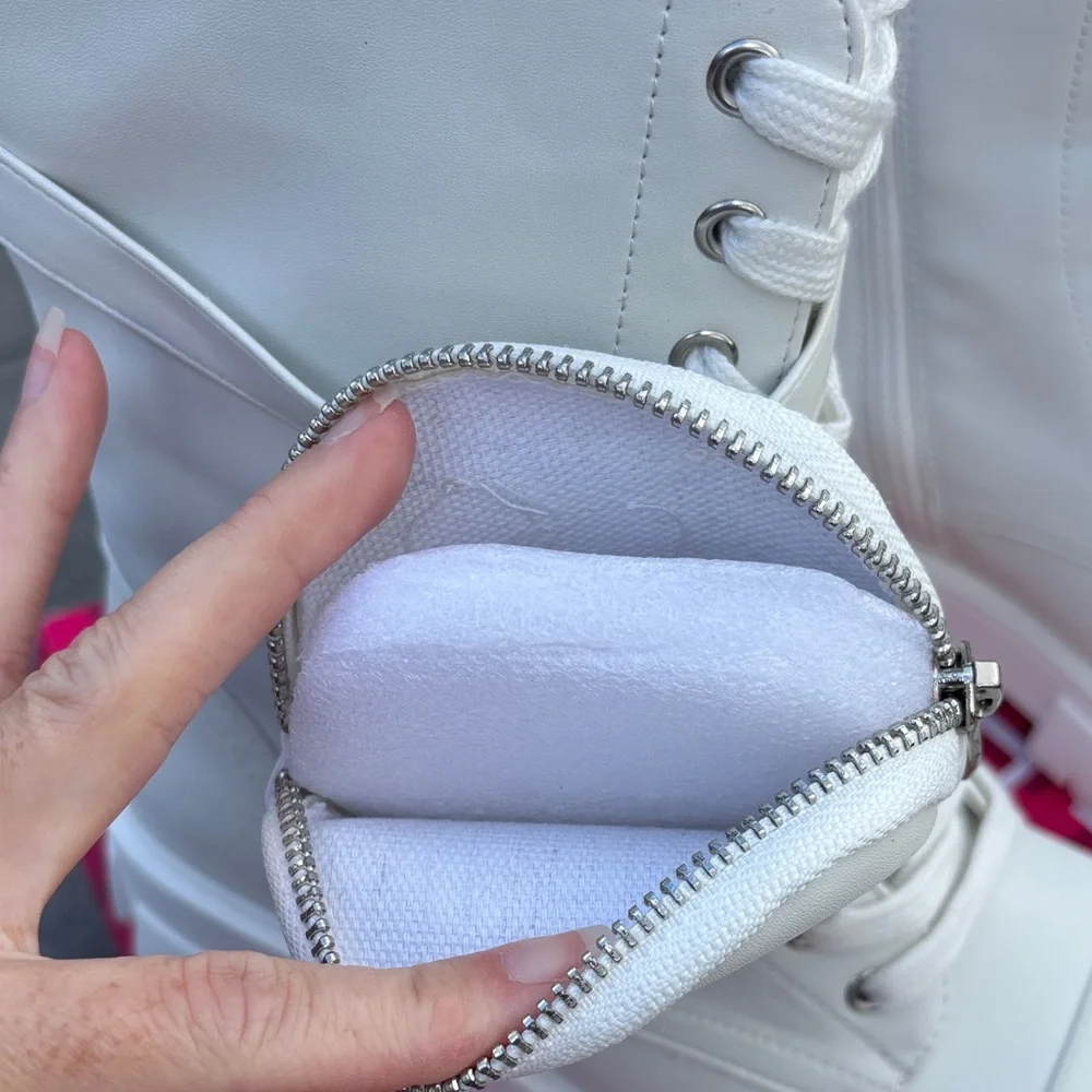 NWT Cape Robbin Women White Monalisa Combat Boots, Zippers, Pocket, Size 11 - Picture 16 of 17